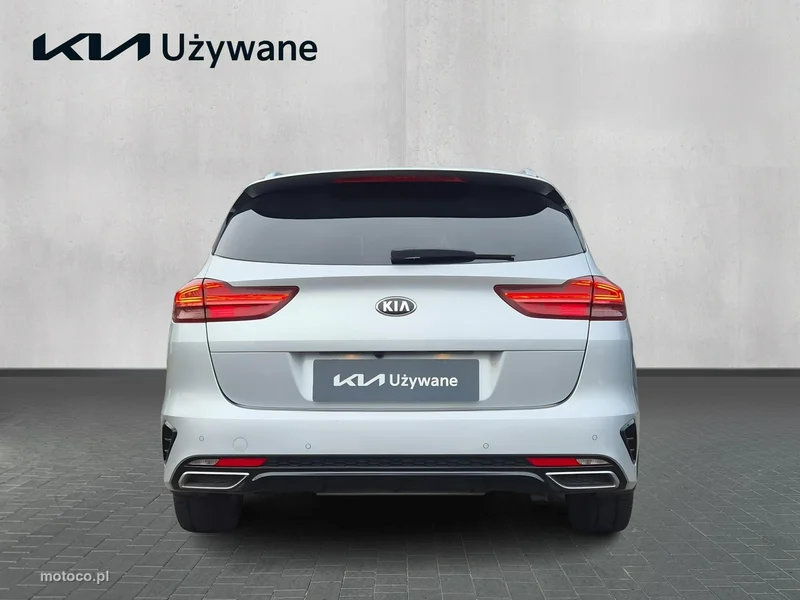 Kia Nowy Ceed 4
