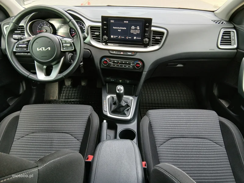 Kia Nowy Ceed 13