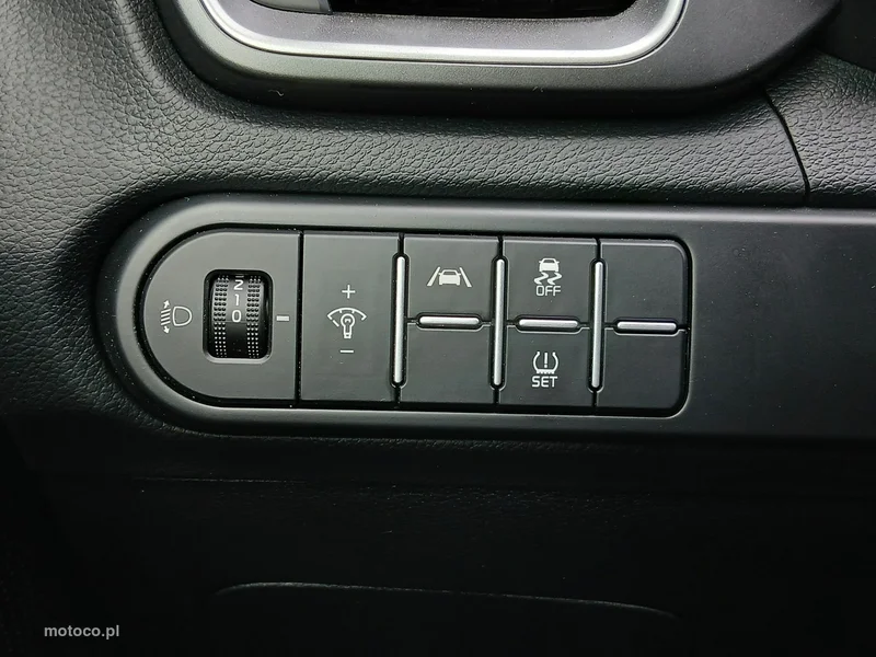 Kia Nowy Ceed 22