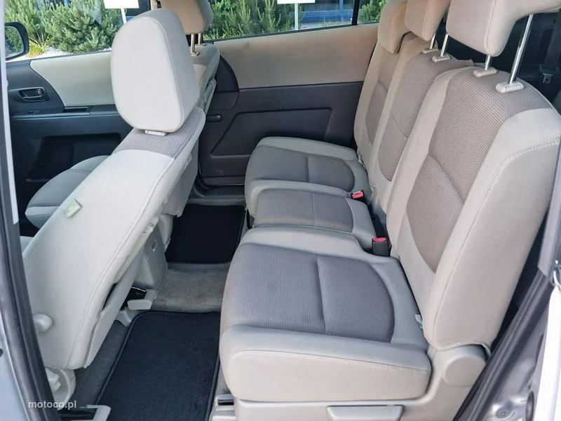 Mazda 5 6