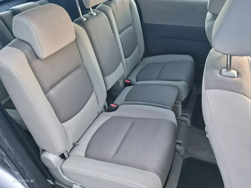 Mazda 5 10