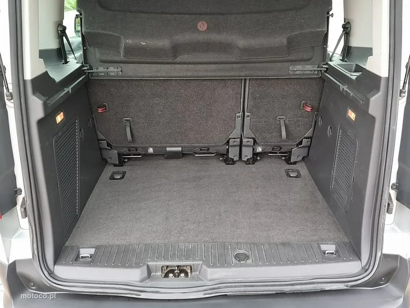 Ford Tourneo Connect 23