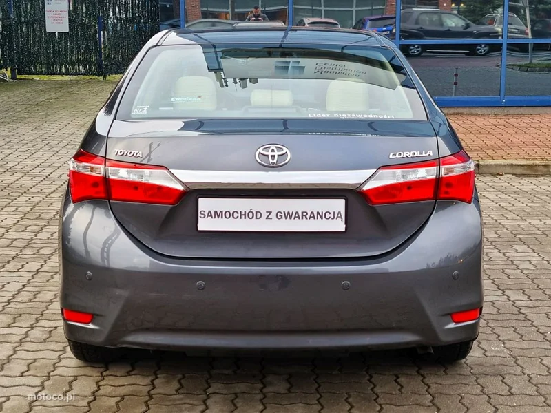 Toyota Corolla E160/E170 13