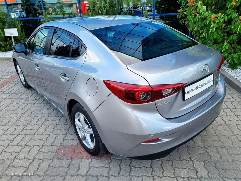Mazda 3 16