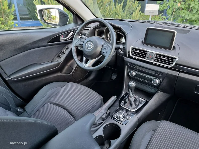 Mazda 3 7