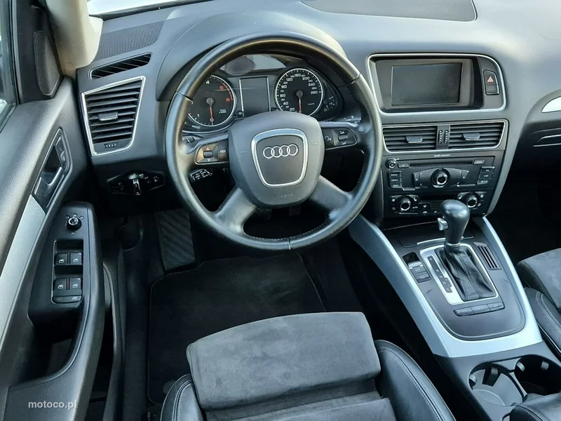 Audi Q5 8R 10