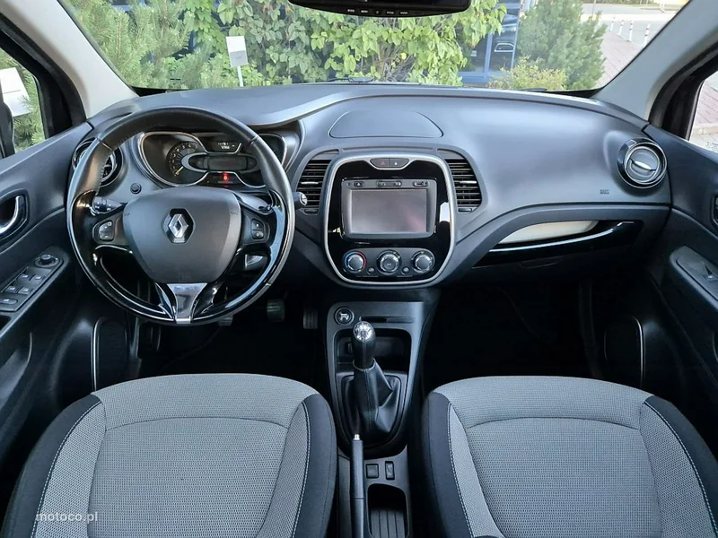 Renault Captur I 15