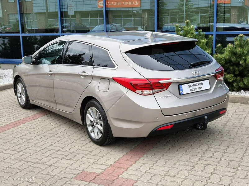 Hyundai i40 12