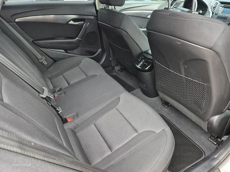 Hyundai i40 8