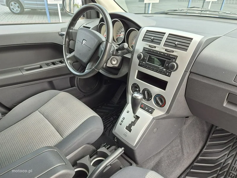 Dodge Caliber 6