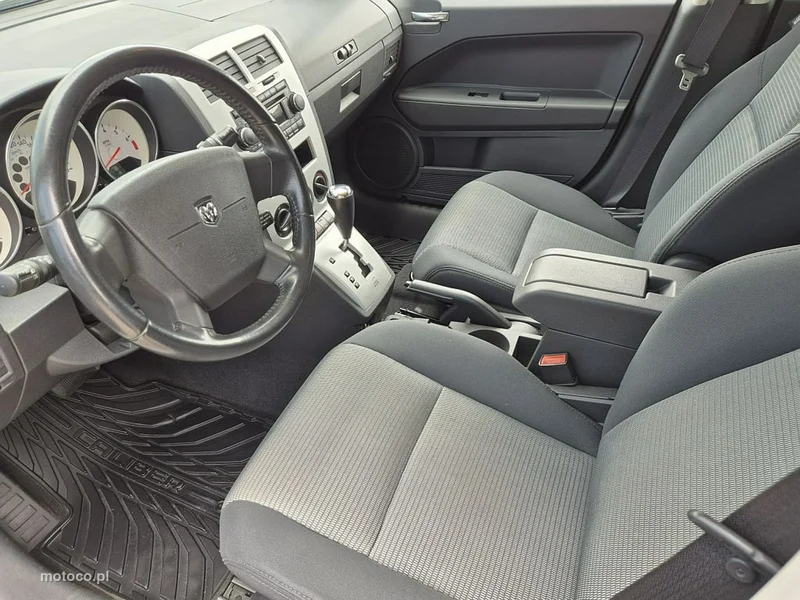 Dodge Caliber 7