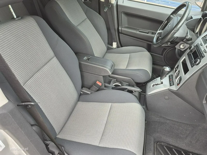 Dodge Caliber 9