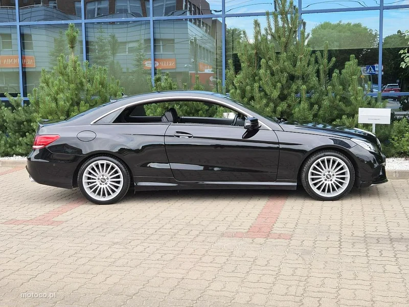 Mercedes-Benz Klasa E W212 E 200 11