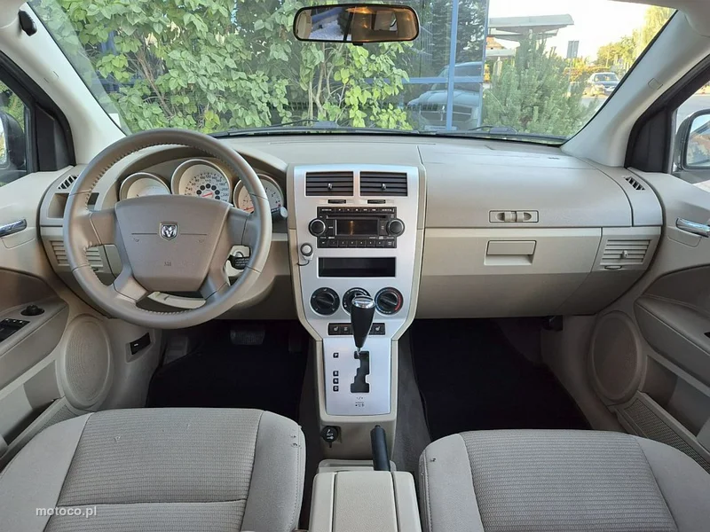 Dodge Caliber 6