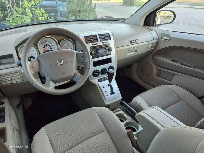 Dodge Caliber 7