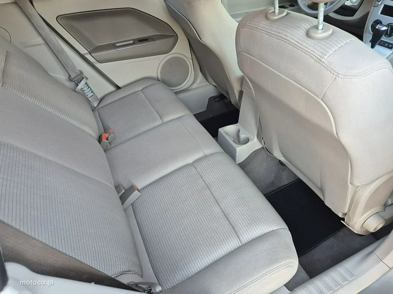 Dodge Caliber 8