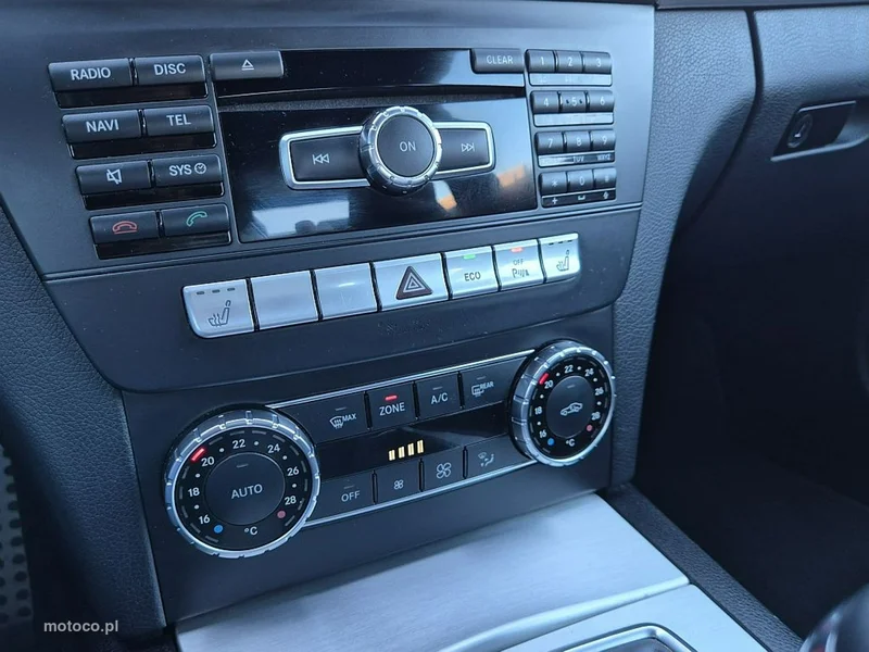 Mercedes-Benz Klasa C W204 C 180 23
