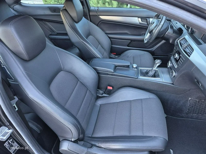 Mercedes-Benz Klasa C W204 C 180 10