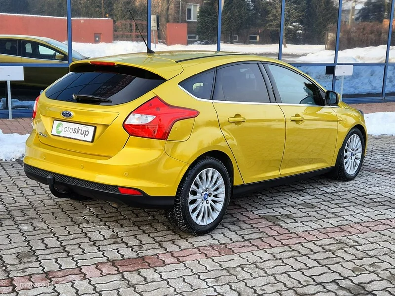 Ford Focus III 12