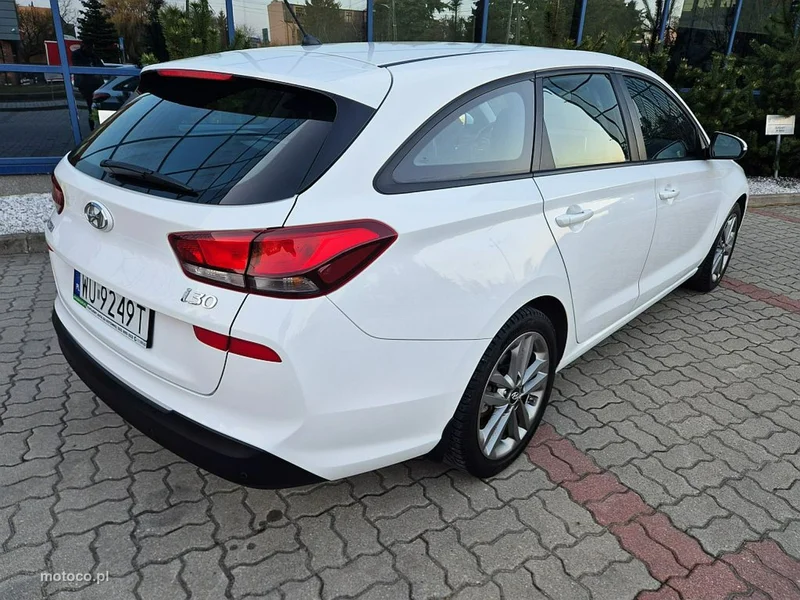 Hyundai i30 16