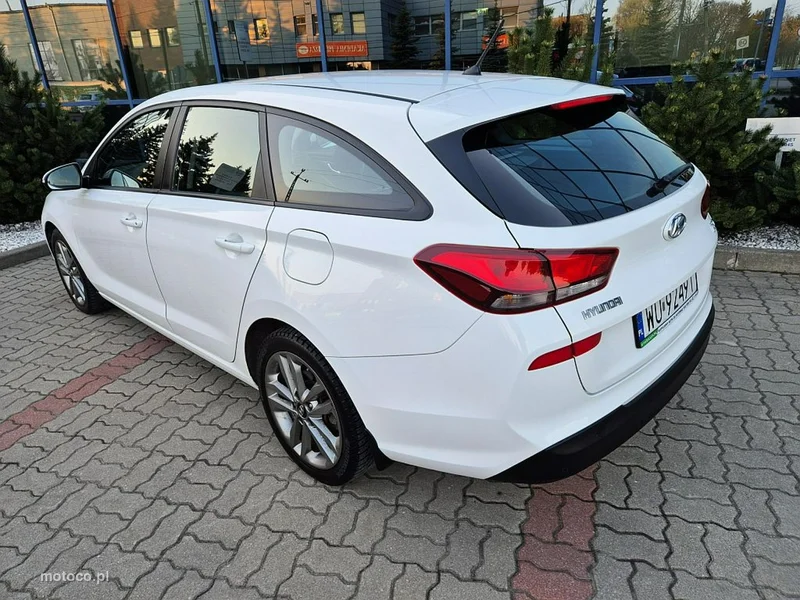 Hyundai i30 18