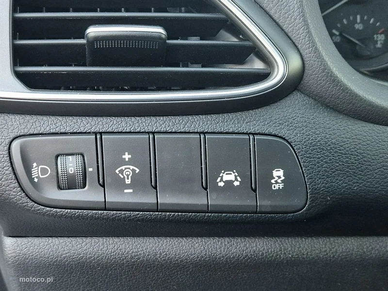 Hyundai i30 22