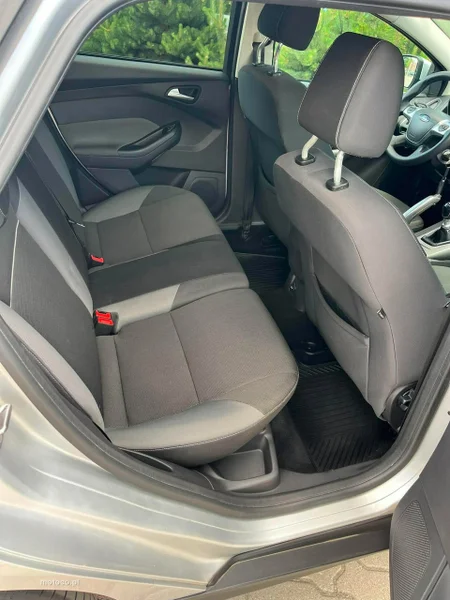 Ford Focus III 15