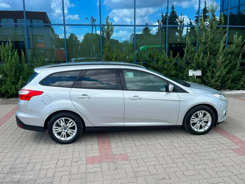 Ford Focus III 16