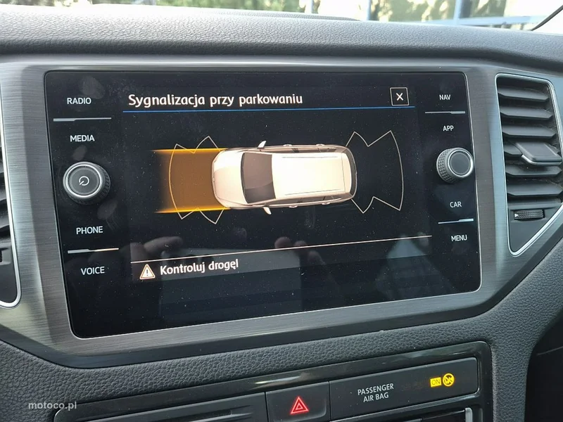Volkswagen Golf Sportsvan VII 26