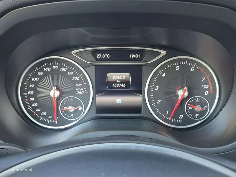 Mercedes-Benz Klasa B W246 B 180 6