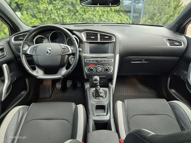 Citroen DS4 5
