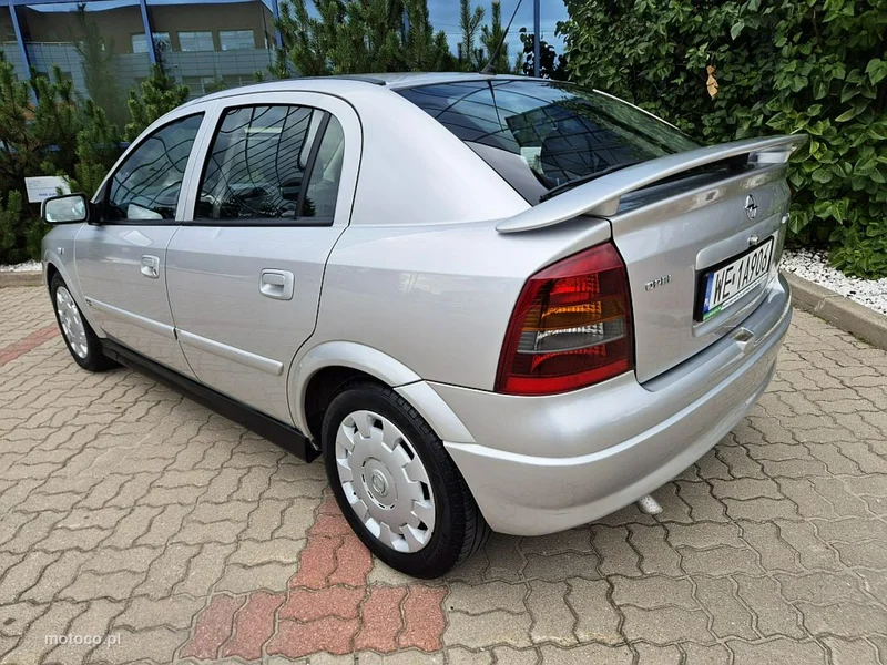 Opel Astra G 16