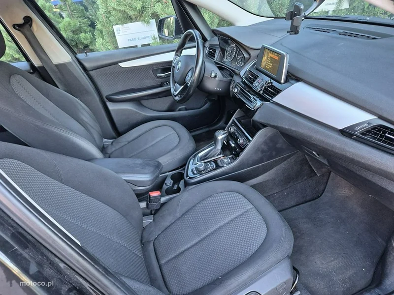 BMW Seria 2 F45 216 5