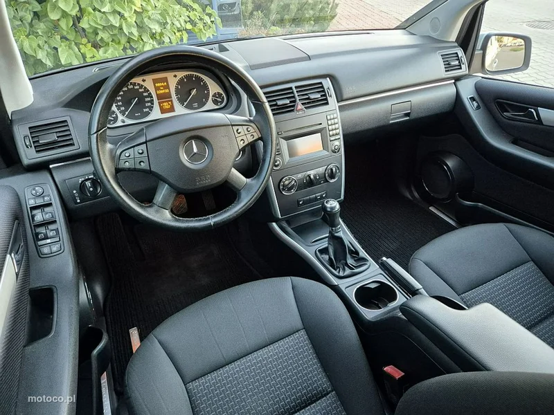 Mercedes-Benz Klasa B W245 B 160 6