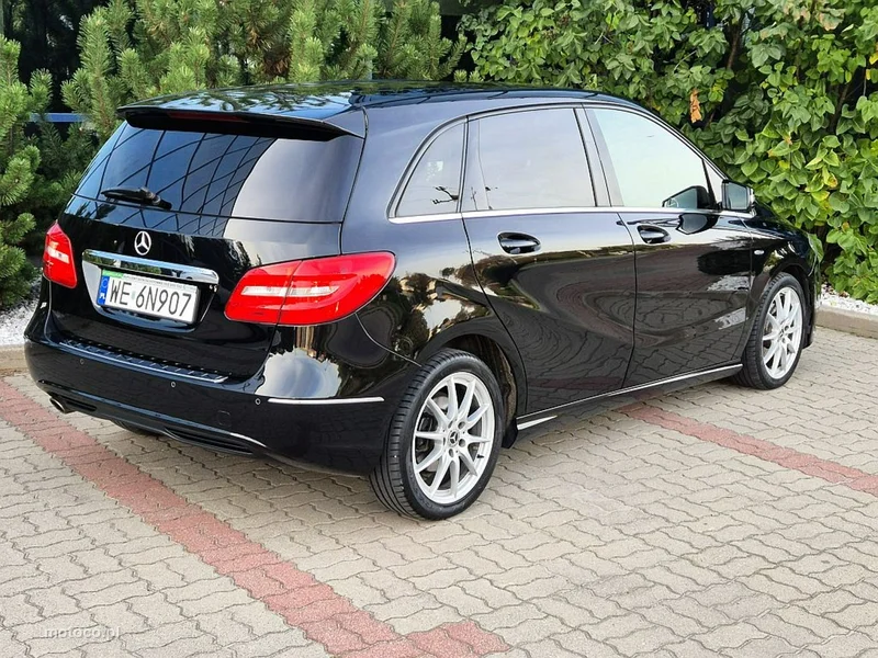 Mercedes-Benz Klasa B W246 B 180 12