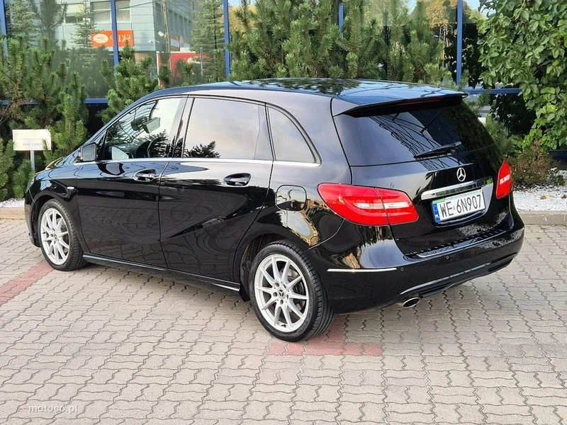 Mercedes-Benz Klasa B W246 B 180 3