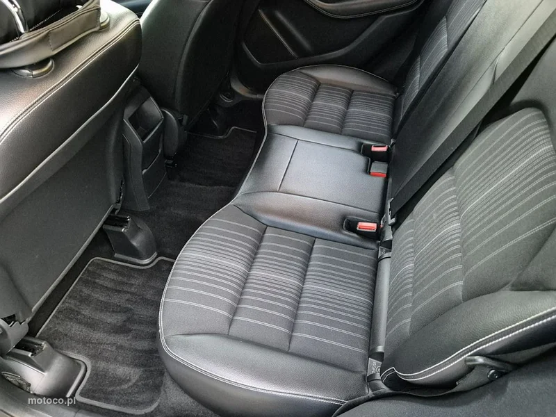 Mercedes-Benz Klasa B W246 B 180 21