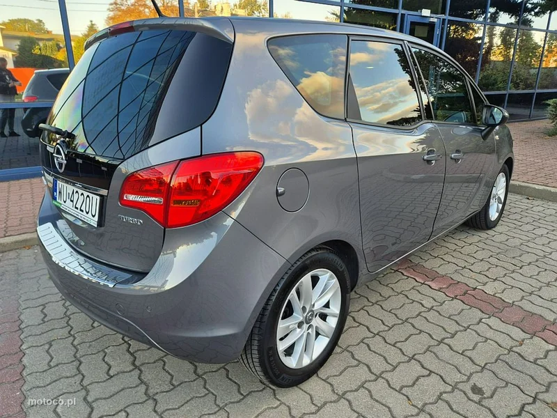 Opel Meriva B 17