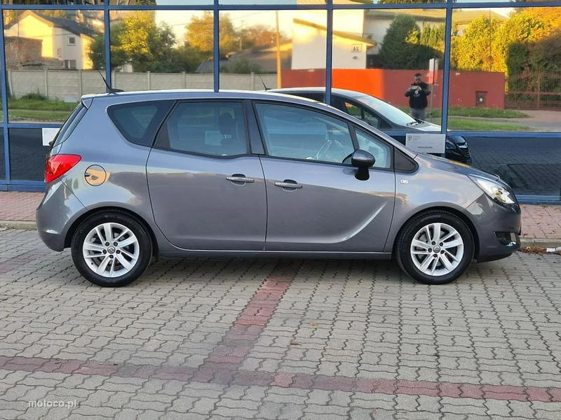 Opel Meriva B 3