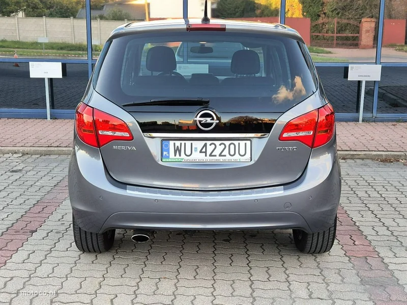 Opel Meriva B 24
