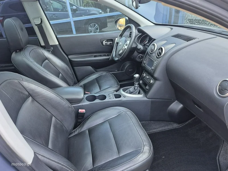 Nissan Qashqai 22