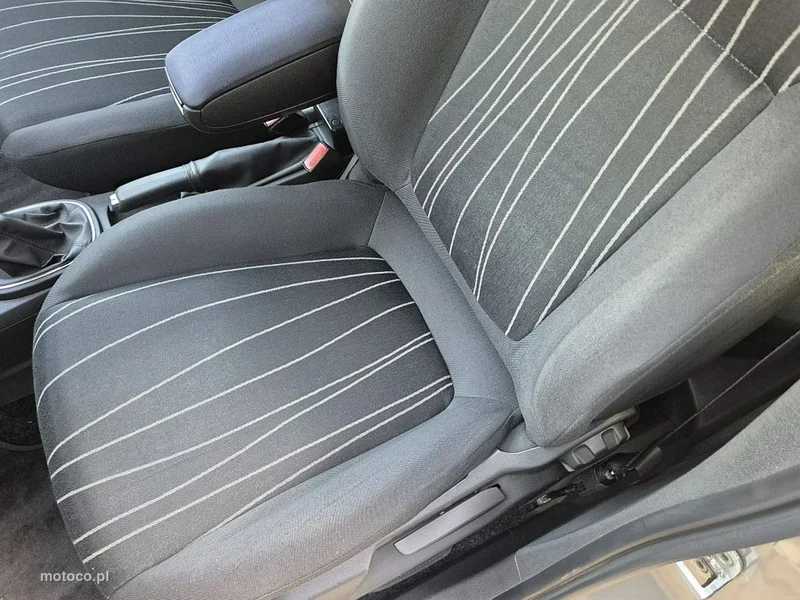 Opel Corsa D 6