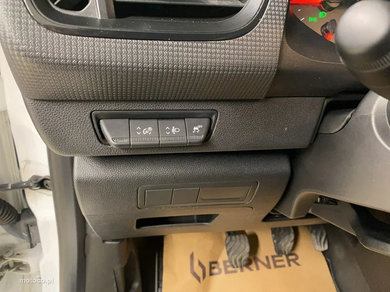 Nissan Townstar 27