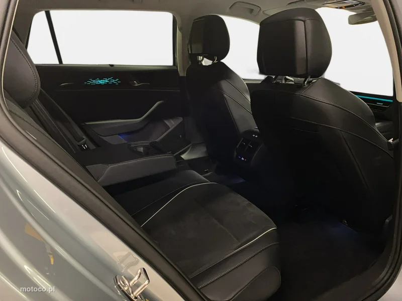 Volkswagen Passat Variant B9 14