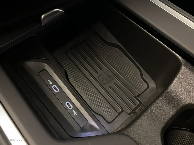 Volkswagen Passat Variant B9 36
