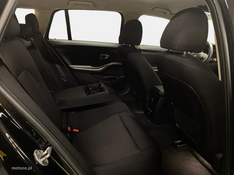 BMW Seria 3 G20 320 14