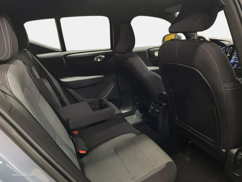 Volvo XC 40 15