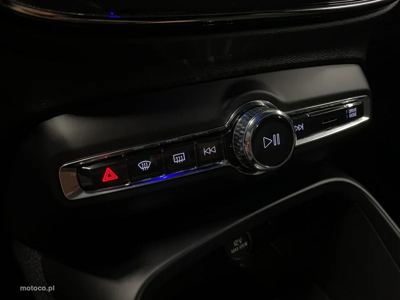 Volvo XC 40 33