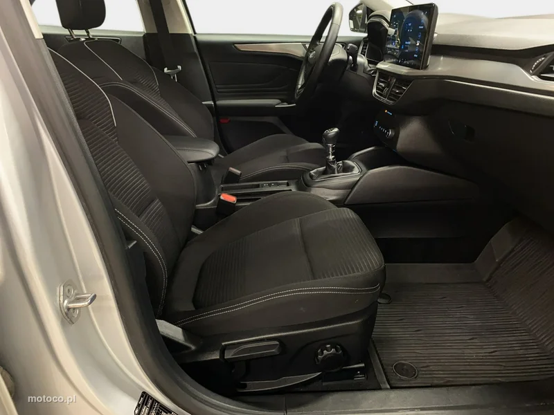 Ford Focus IV 12