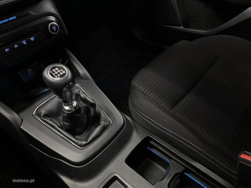 Ford Focus IV 32